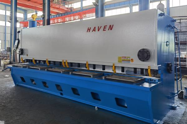 Hydraulic Shearing Machine