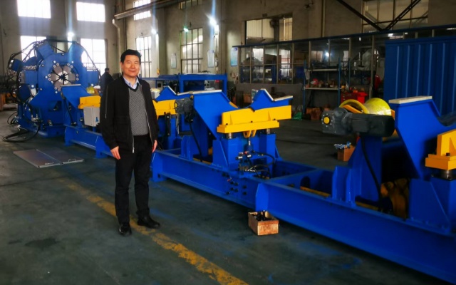 Oil pipe bucking machine (2).jpg