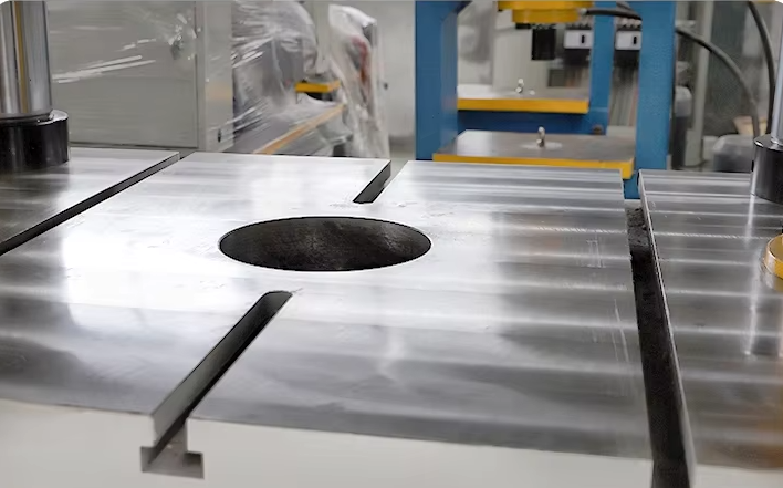 YQ32 Series Four Column Hydraulic Press