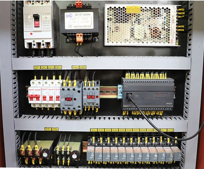 YQ32 Series Four Column Hydraulic Press