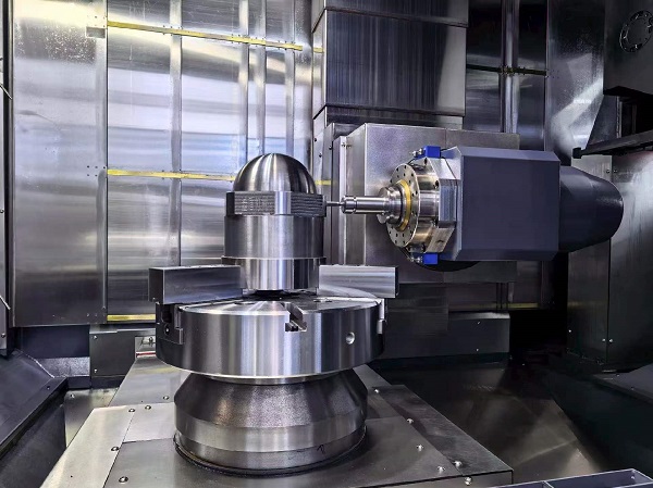 CNC Lathe machine in CCMT 2026 (2).jpg