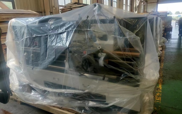 Haven Highlights CS Series Metal Turning Lathe Machine
