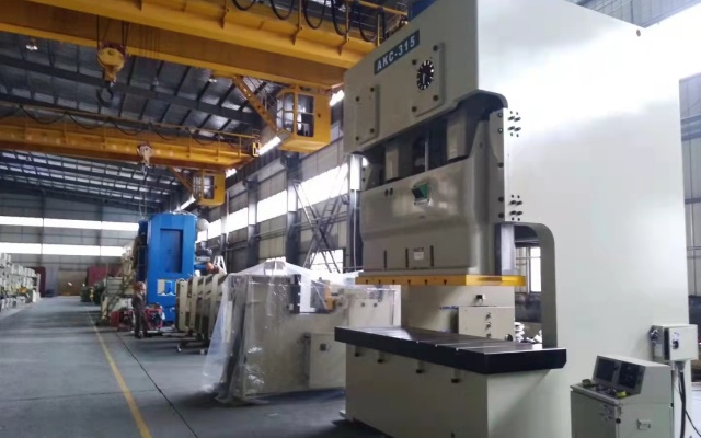 AKM-300 Precision Press Shipped to Thailand