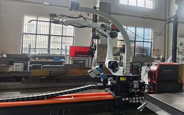 Custom Welding Robots: Solutions for Unique Manufacturing Challenges