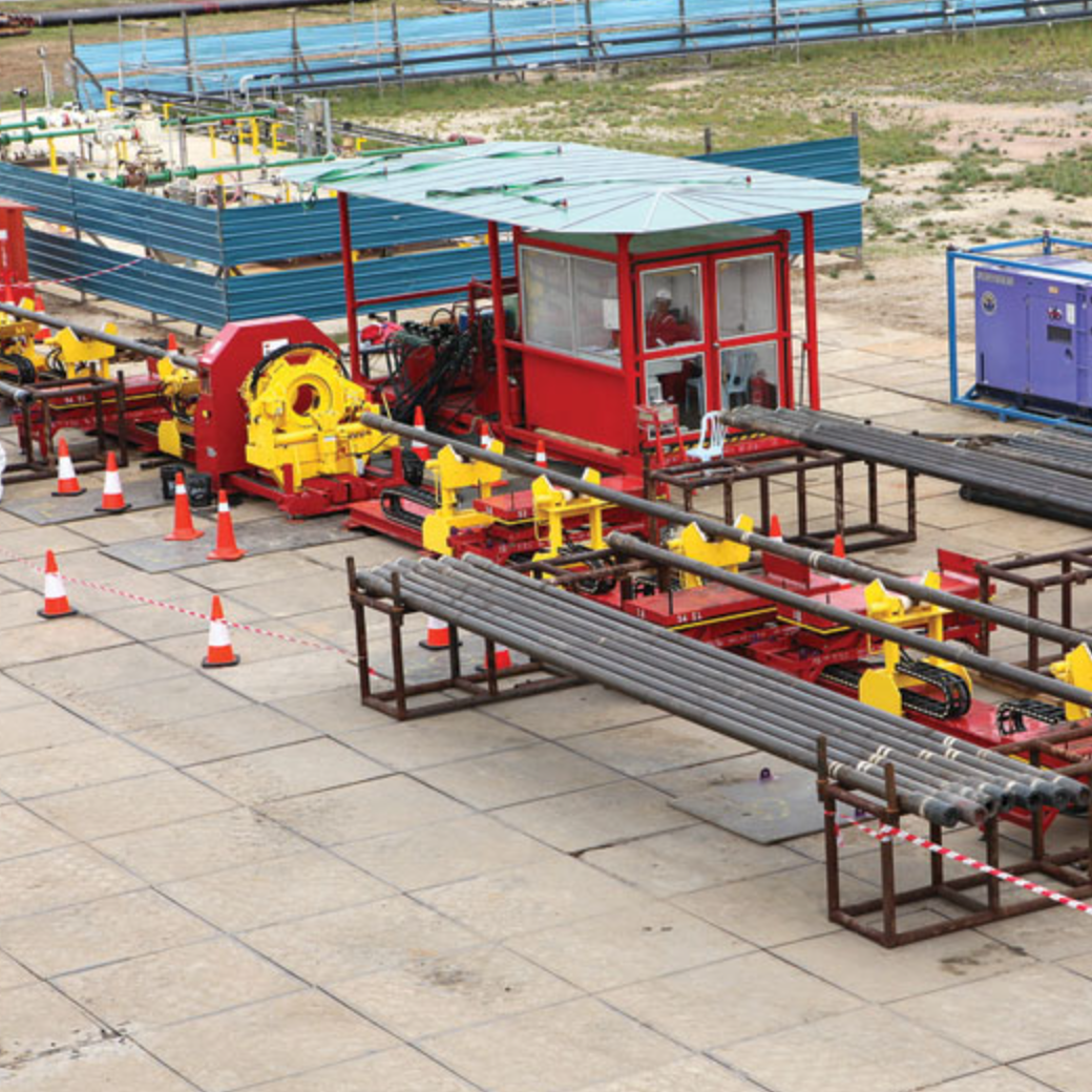 Oil Pipe Bucking Worksite