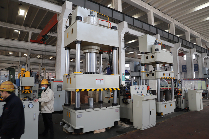 YQ32 Series Four Column Hydraulic Press