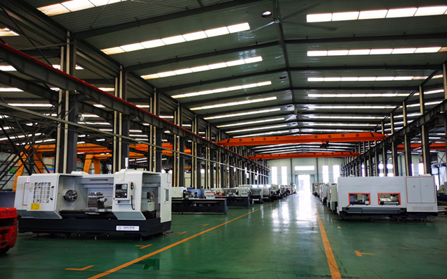 CS Series Lathe Machines Continue Strong Performance in Peru